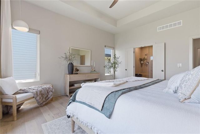 12406 W 170th Terrace, Overland Park, KS 66221