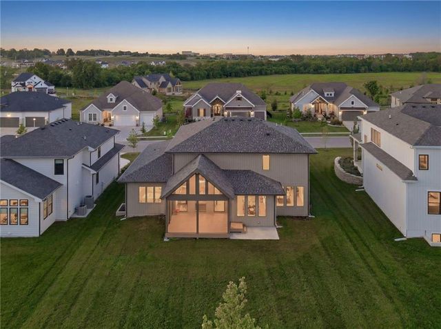 12406 W 170th Terrace, Overland Park, KS 66221