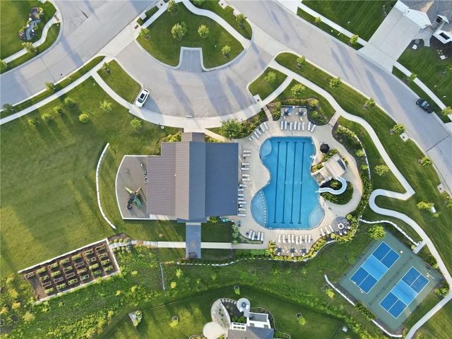 12406 W 170th Terrace, Overland Park, KS 66221
