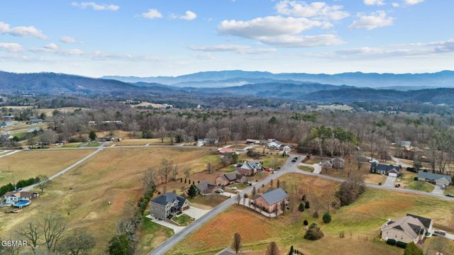 118 Gallahad Court, Sevierville, TN 37876