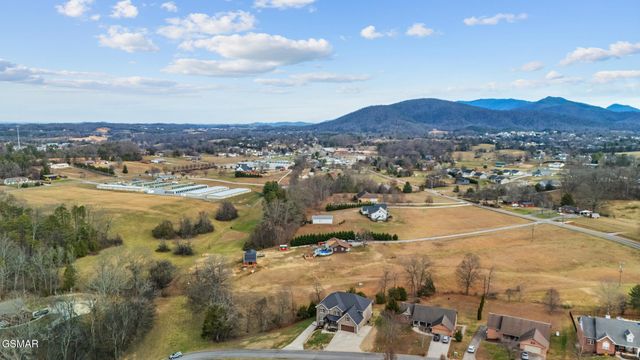 118 Gallahad Court, Sevierville, TN 37876