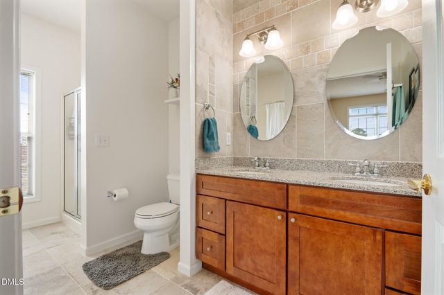 2511 Huntscroft Lane 303, Raleigh, NC 27617