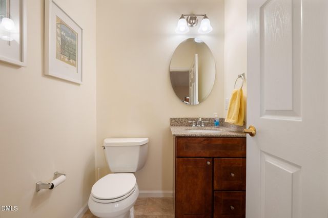 2511 Huntscroft Lane 303, Raleigh, NC 27617