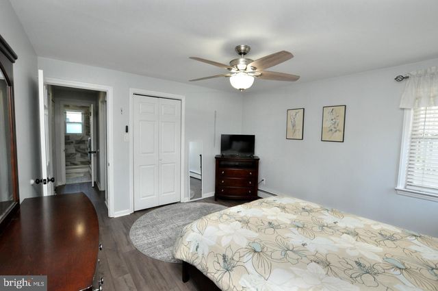 407 OAK ST, Riverside, NJ 08075