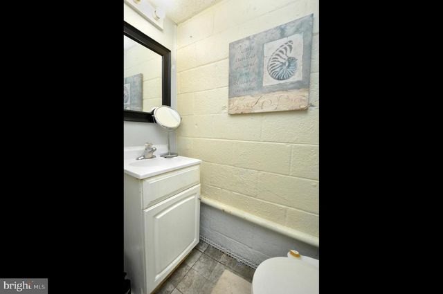 407 OAK ST, Riverside, NJ 08075
