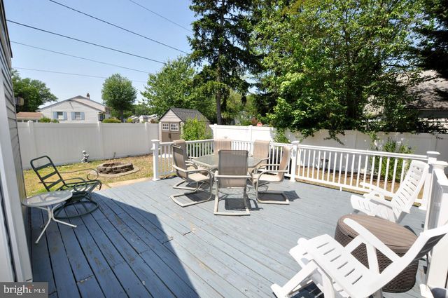 407 OAK ST, Riverside, NJ 08075