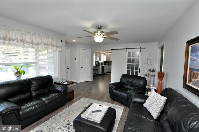 407 OAK ST, Riverside, NJ 08075