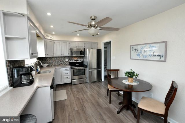 407 OAK ST, Riverside, NJ 08075