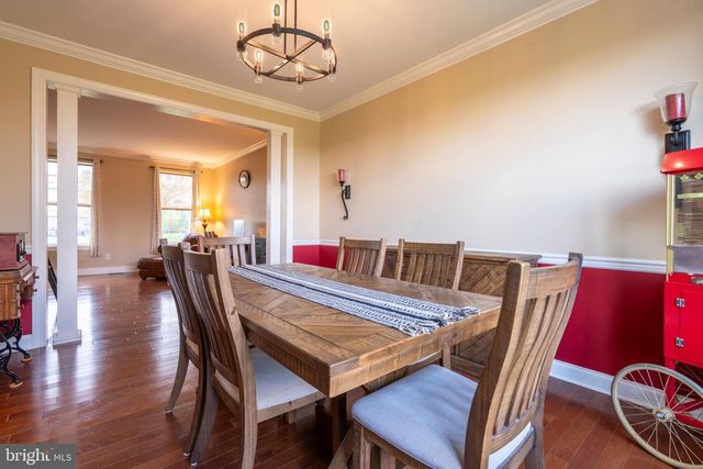 605 CLARKS LN, West Chester, PA 19382