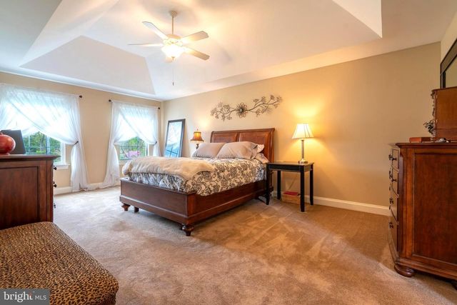 605 CLARKS LN, West Chester, PA 19382