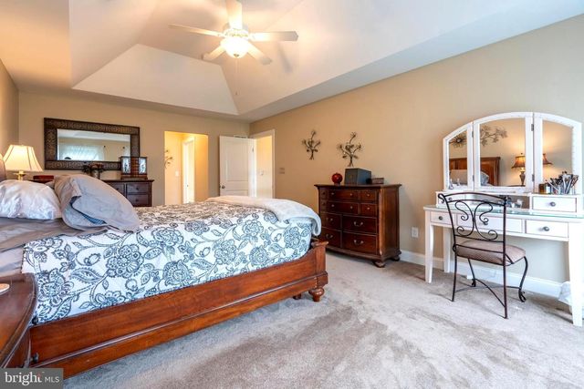 605 CLARKS LN, West Chester, PA 19382