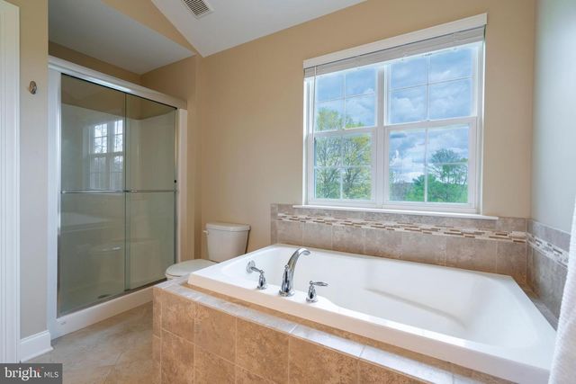 605 CLARKS LN, West Chester, PA 19382