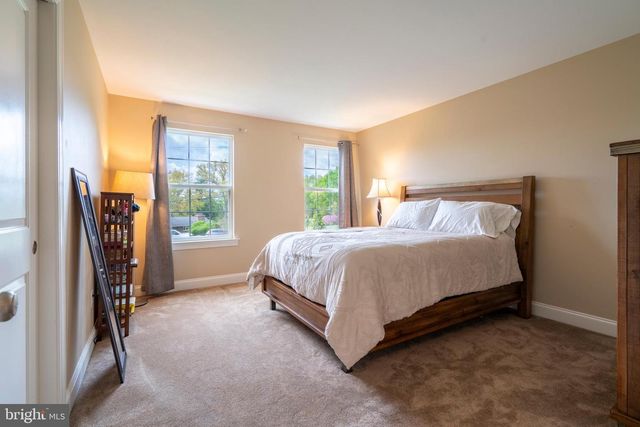 605 CLARKS LN, West Chester, PA 19382