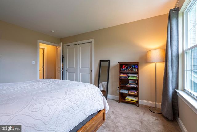 605 CLARKS LN, West Chester, PA 19382