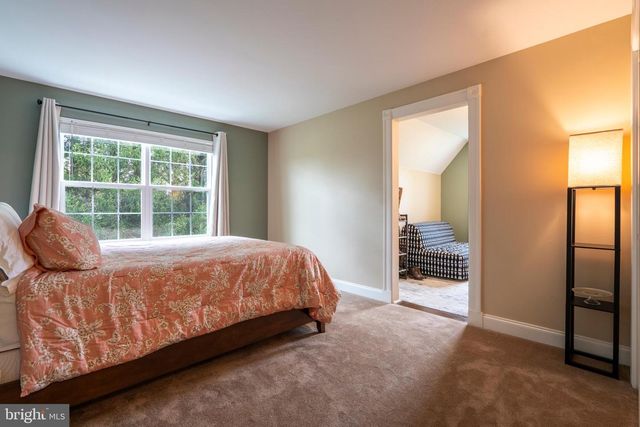 605 CLARKS LN, West Chester, PA 19382