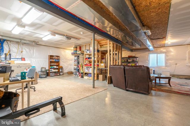 605 CLARKS LN, West Chester, PA 19382