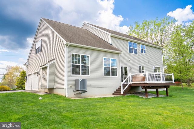 605 CLARKS LN, West Chester, PA 19382