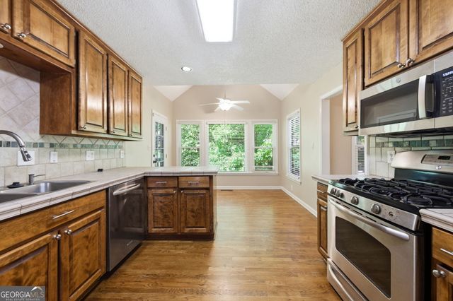 3616 Broken Arrow Drive, Woodstock, GA 30189