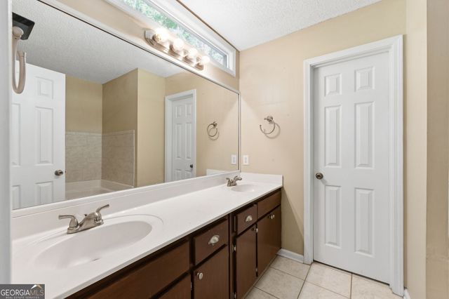 3616 Broken Arrow Drive, Woodstock, GA 30189