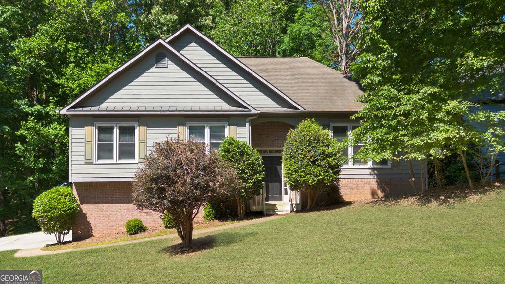 3616 Broken Arrow Drive, Woodstock, GA 30189