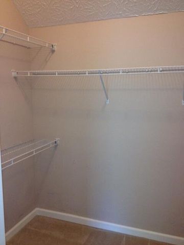 720 Statesman Way, Lexington, KY 40505