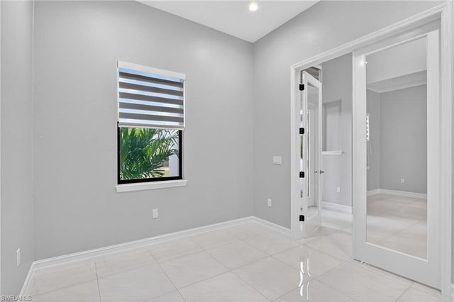 2326 6th AVE SE, Naples, FL 34117