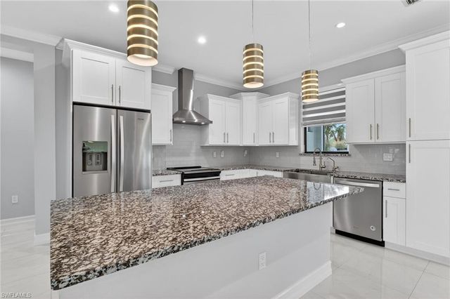 2326 6th AVE SE, Naples, FL 34117