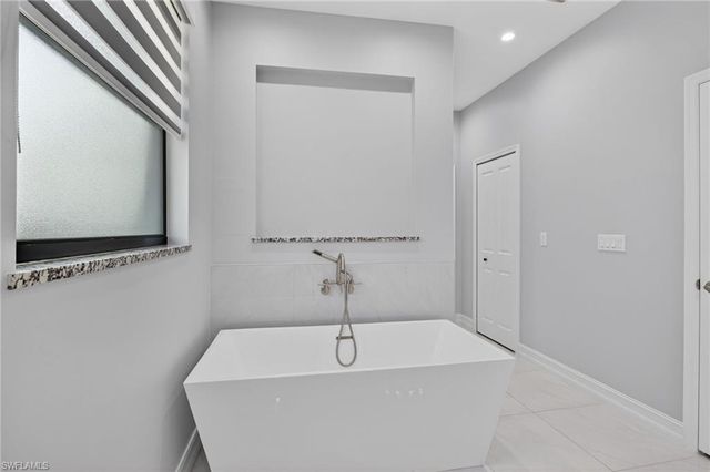 2326 6th AVE SE, Naples, FL 34117