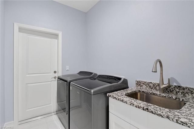 2326 6th AVE SE, Naples, FL 34117