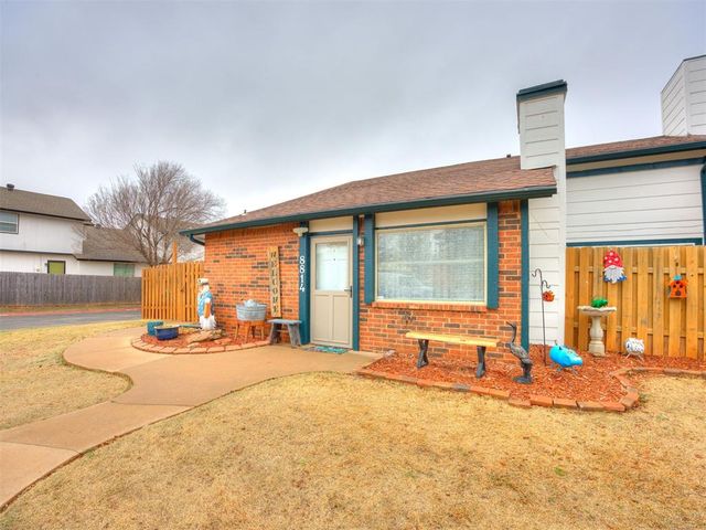 8814 N Rockwell Drive, Oklahoma City, OK 73132