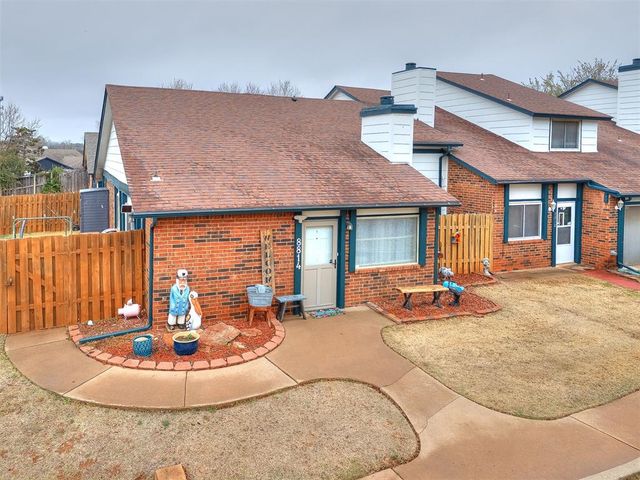 8814 N Rockwell Drive, Oklahoma City, OK 73132