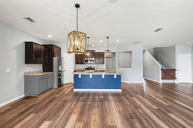 841 Madison Dr, Lebanon, TN 37087