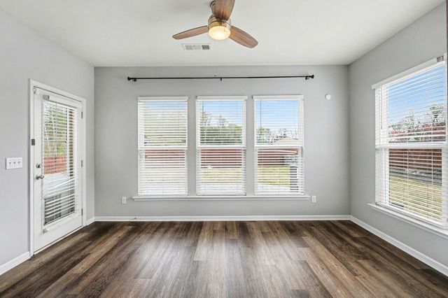 841 Madison Dr, Lebanon, TN 37087