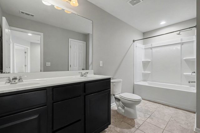 841 Madison Dr, Lebanon, TN 37087