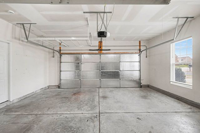 841 Madison Dr, Lebanon, TN 37087