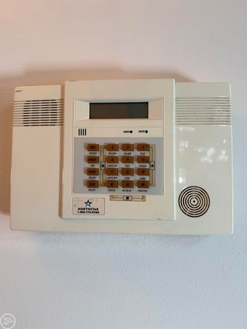 3746 Lancaster Drive, Sterling Heights, MI 48310