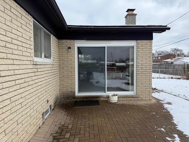 3746 Lancaster Drive, Sterling Heights, MI 48310