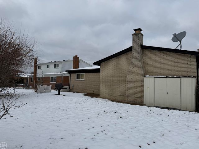 3746 Lancaster Drive, Sterling Heights, MI 48310