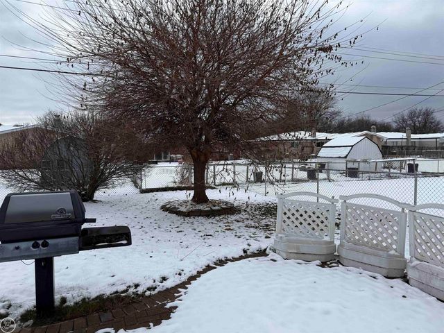 3746 Lancaster Drive, Sterling Heights, MI 48310