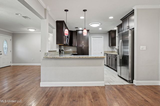 919 Oakleigh Avenue, Gulfport, MS 39507