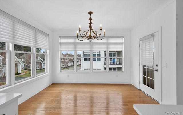 31201 Spruce Pond Circle, Plainview, NY 11803