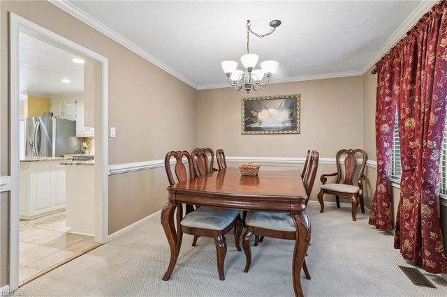 14 Valmoore DR, Poquoson, VA 23662