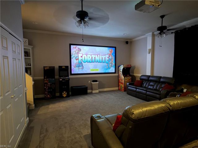 14 Valmoore DR, Poquoson, VA 23662