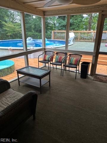 14 Valmoore DR, Poquoson, VA 23662