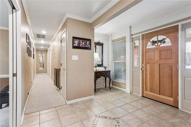 14 Valmoore DR, Poquoson, VA 23662