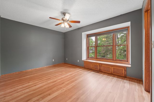 5700 Willow Trail, Shoreview, MN 55126