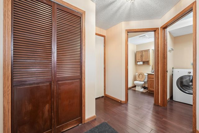 5700 Willow Trail, Shoreview, MN 55126