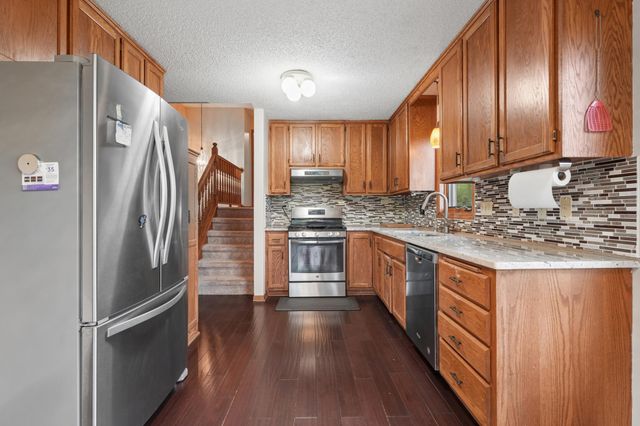 5700 Willow Trail, Shoreview, MN 55126