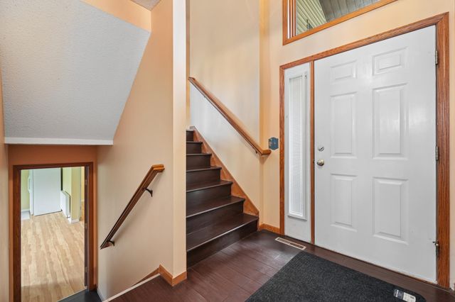 5700 Willow Trail, Shoreview, MN 55126