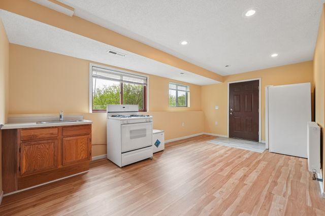 5700 Willow Trail, Shoreview, MN 55126